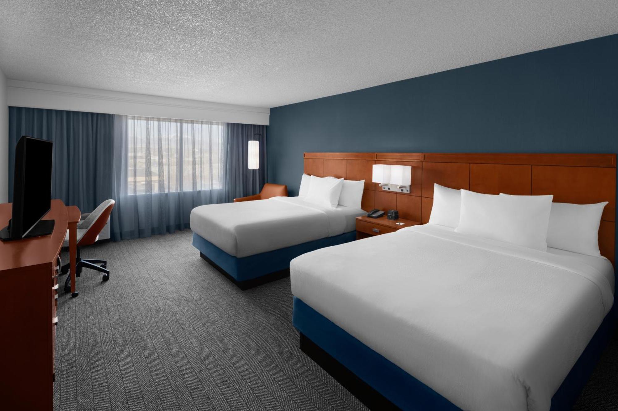 Courtyard By Marriott Salt Lake City Санди Екстериор снимка