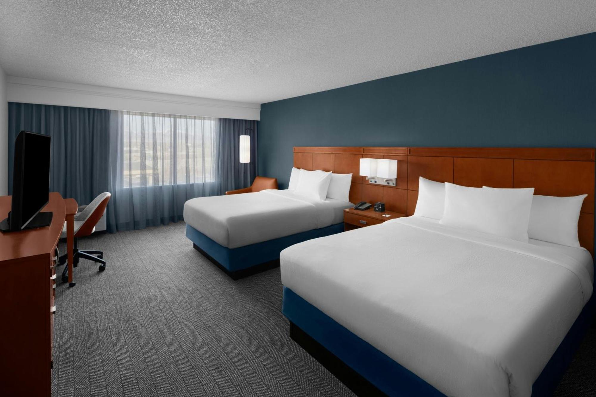 Courtyard By Marriott Salt Lake City Санди Екстериор снимка