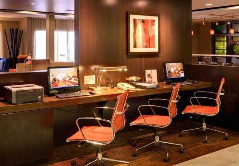 Courtyard By Marriott Salt Lake City Санди Съоръжения снимка